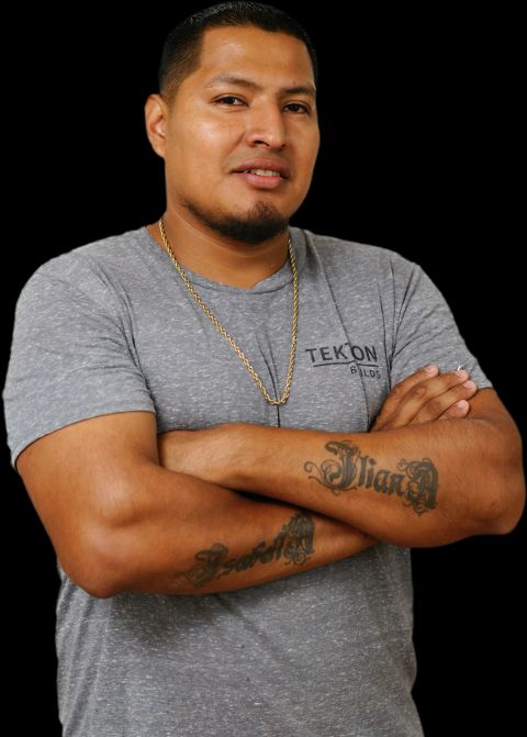 Portrait of Enrique Gonzalez, senior carpenter of Tekton Builds